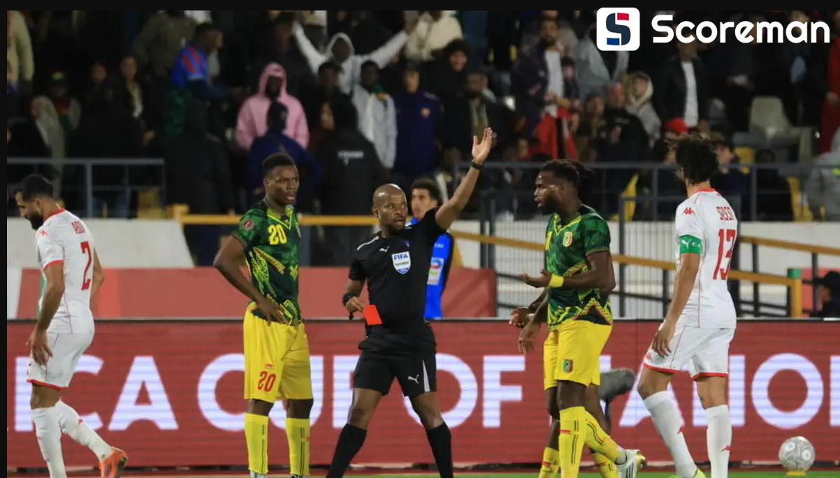 10명 뒨 말리, 승부차기 끝에 튀니지 꺾고 AFCON 8강 진출